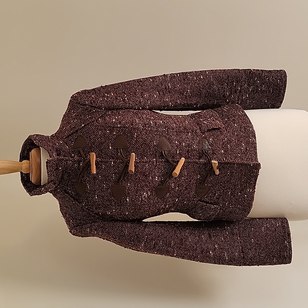 EUC ZARA Brown Wool Tweed Short Jacket with Leather & Wood Toggle Closures SZ: M